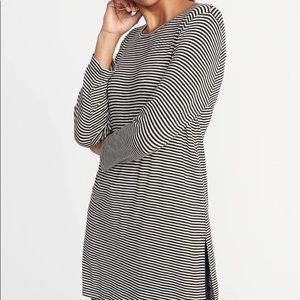 Old Navy Long and Lean Luxe Tunic Striped S GUC